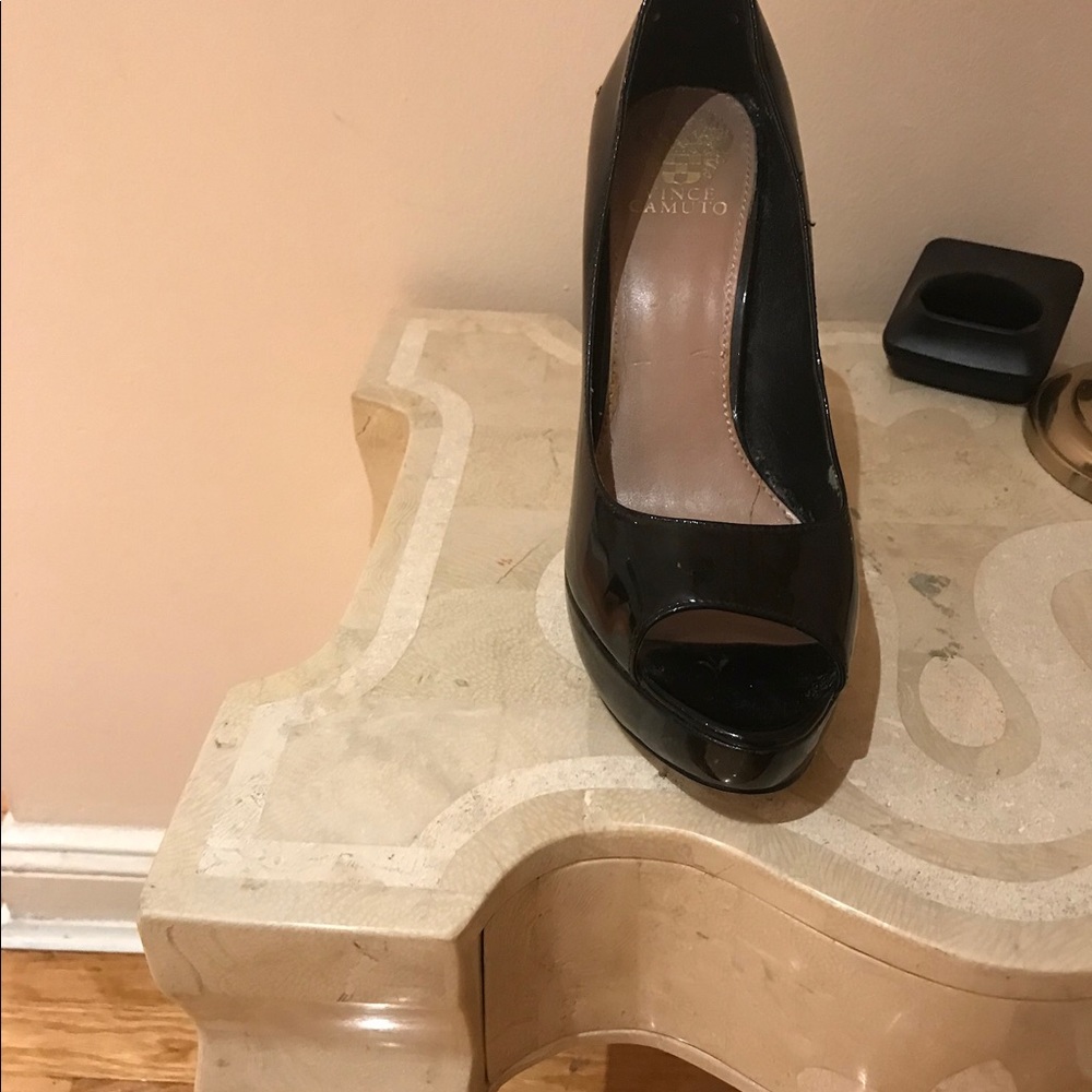 Shoes - Picture 4 of 4